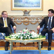 Premierminister Barzani und tschechischer Außenminister besprechen Sicherheits- und Wirtschaftsbeziehungen