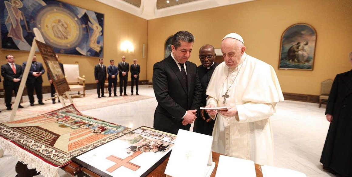 Prime Minister Masrour Barzani meets Pope Francis at the Vatican