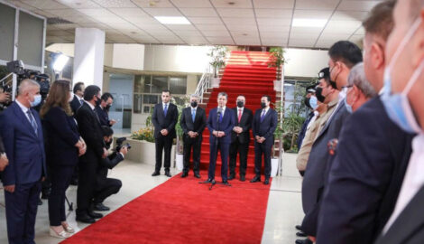 Premierminister Masrour Barzani besucht christliches Viertel in Erbil