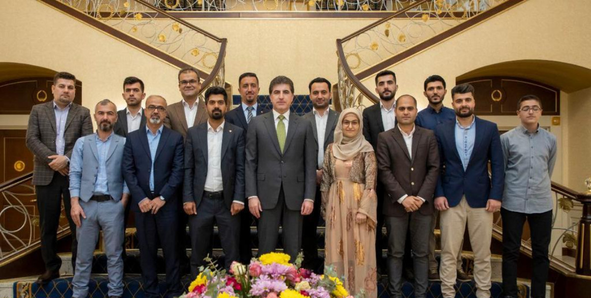President Nechirvan Barzani receives a group of young innovators