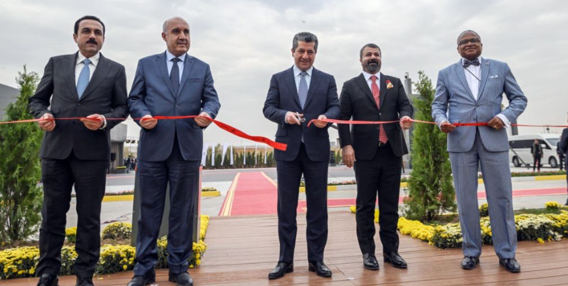 Premierminister Barzani eröffnet die Lanaz Raffinerie