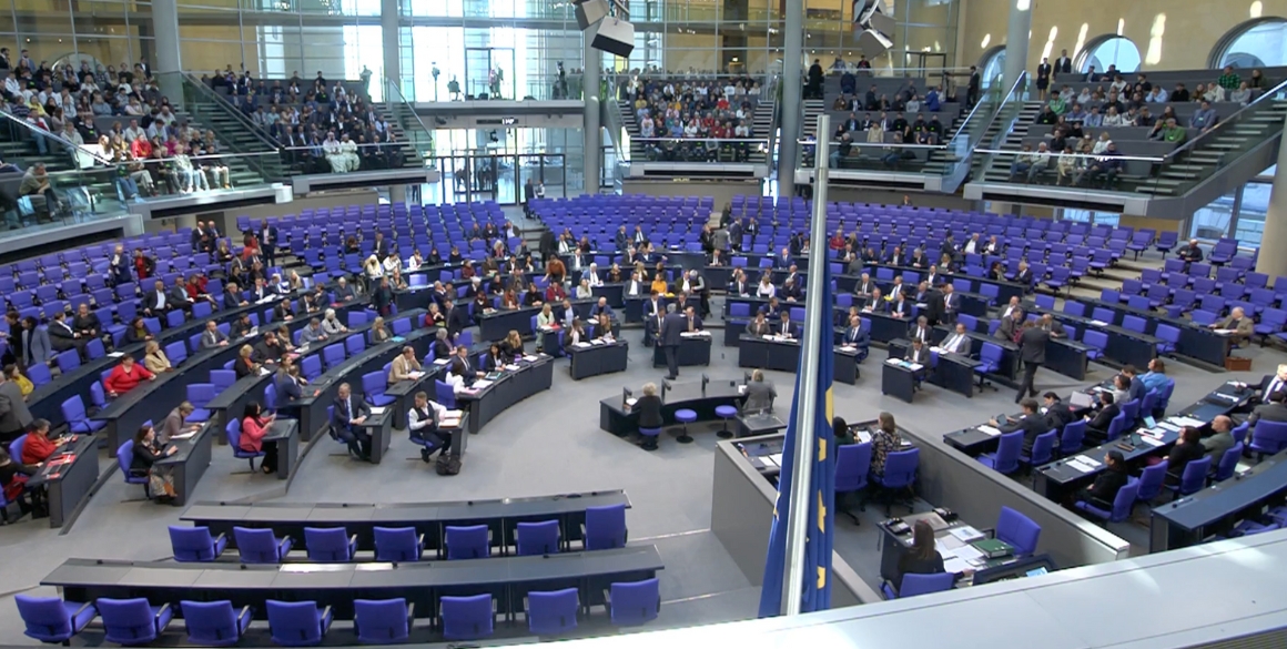 Deutscher Bundestag erkennt die IS-Verbrechen an Jesiden als Völkermord an