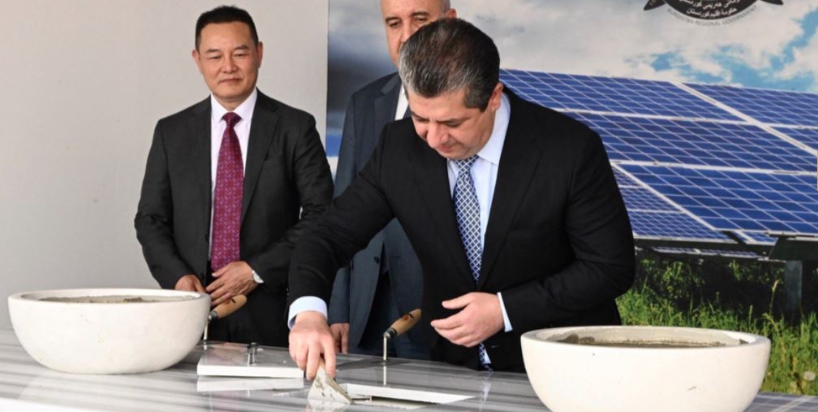 Premierminister Barzani legte den Grundstein für das erste Solarkraftwerk