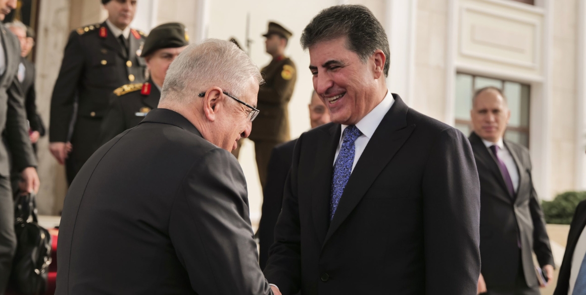 Präsident Barzani empfängt türkischen Verteidigungsminister