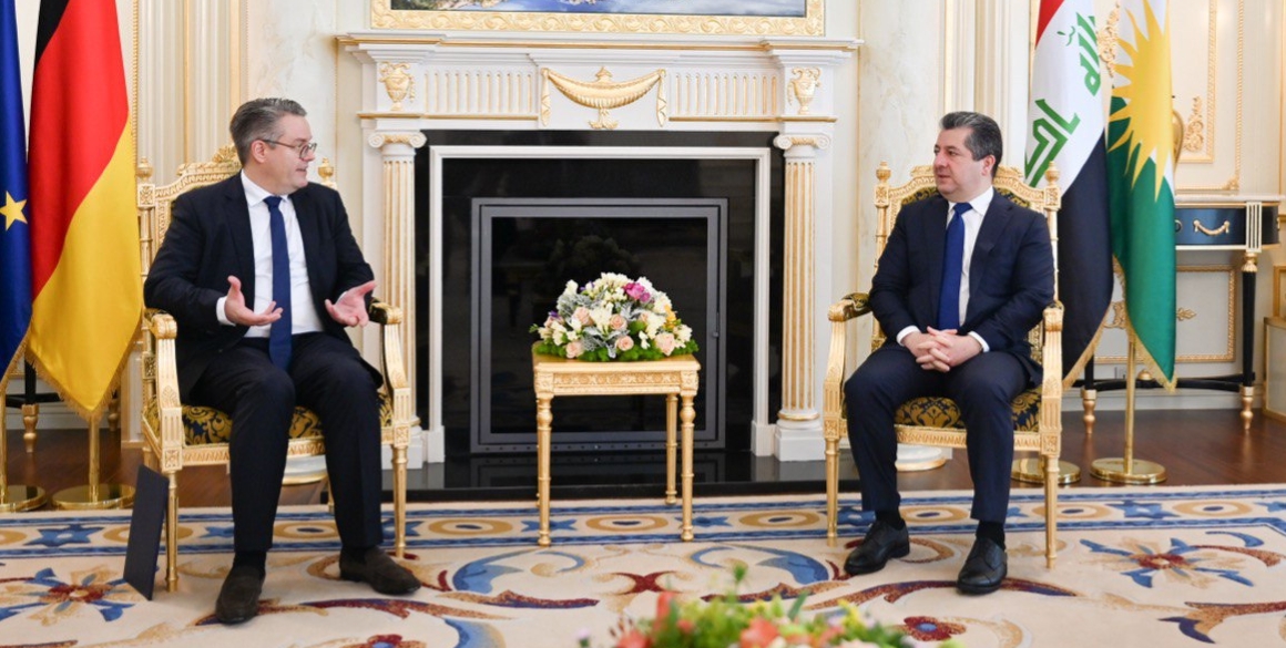 Premierminister Barzani empfängt den deutschen Staatsminister Tobias Lindner
