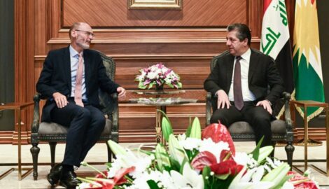 Premierminister Barzani trifft britischen Botschafter Hitchen