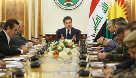 (Deutsch) Präsident Nechirvan Barzani leitet hochrangiges Militär- und Sicherheitstreffen